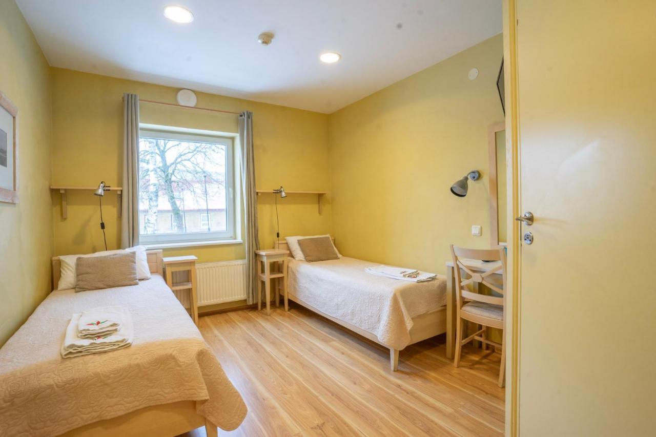 Kongo Hotel Haapsalu Eksteriør billede