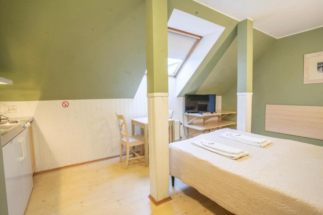 Kongo Hotel Haapsalu Eksteriør billede