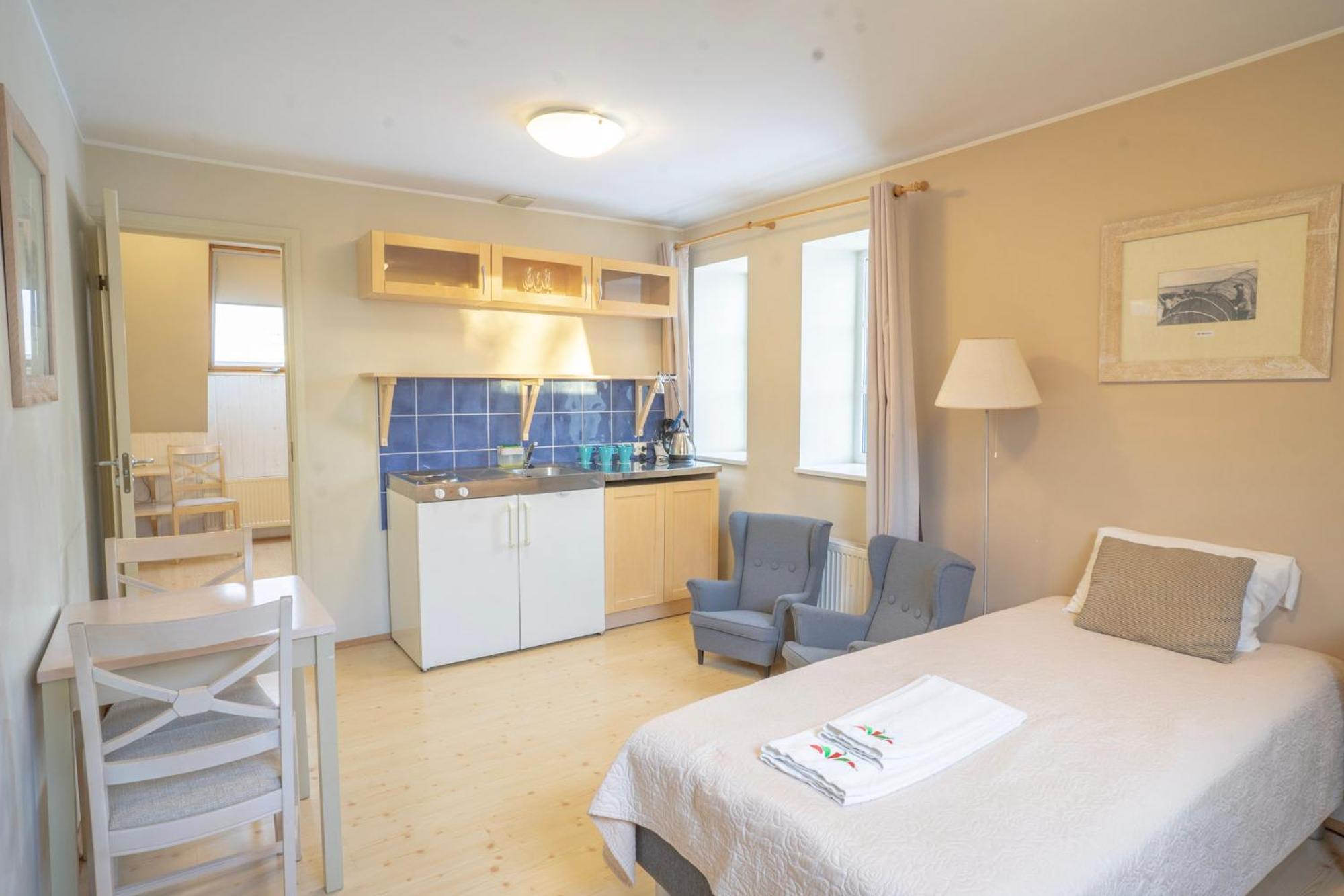 Kongo Hotel Haapsalu Eksteriør billede